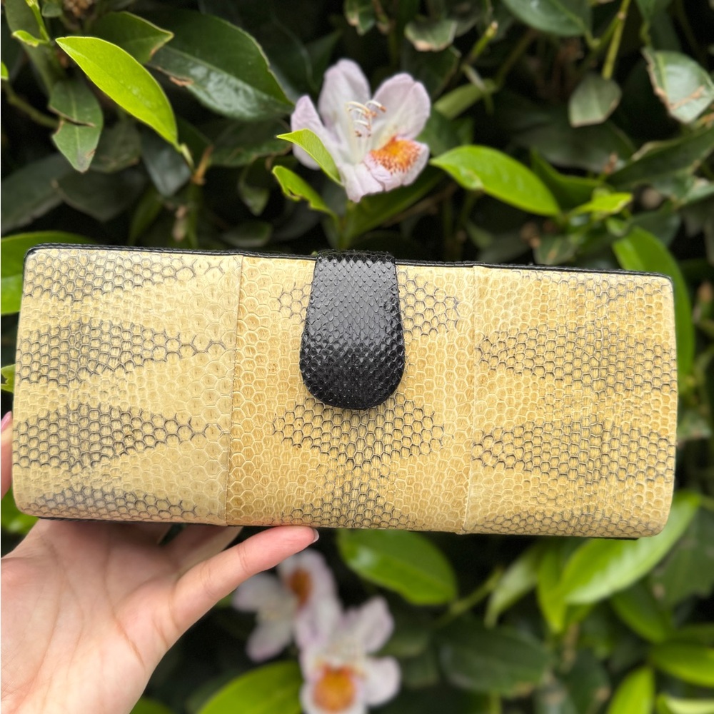Luxury John Carlo Snakeskin Hardshell Clutch Purse Cream Viper